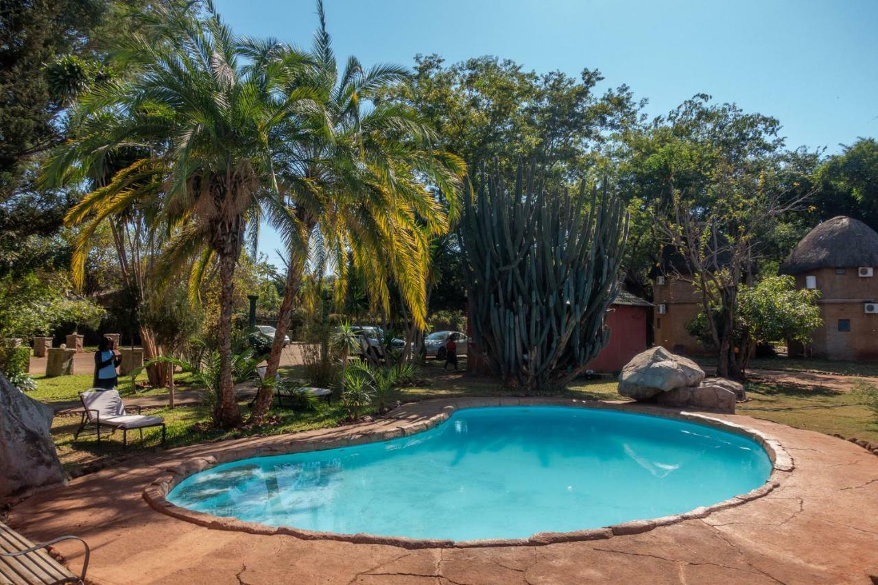 Kaazmein Lodge Livingstone Extérieur photo